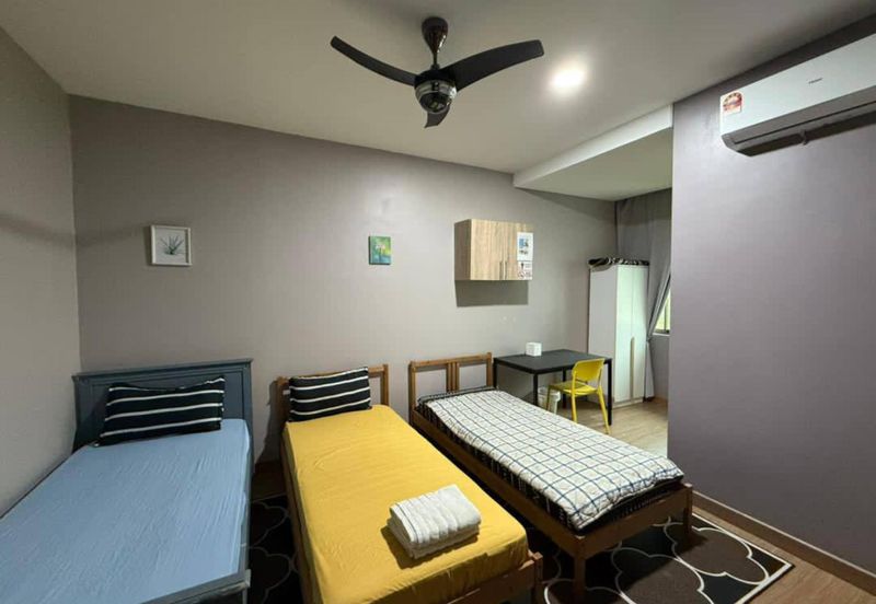 Lake Point Residence