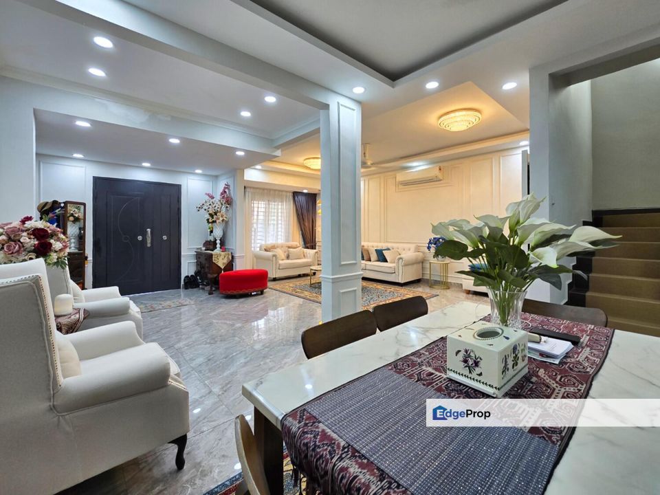 FULLY RENOVATED Double Storey Terrace Bandar Bukit Puchong 2, Selangor, Puchong