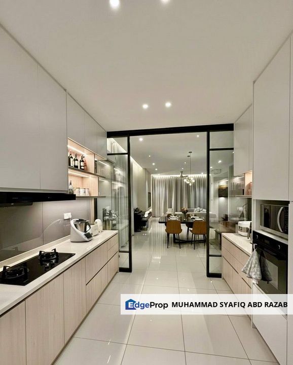 Renovated Unit End Lot Sejati Lakeside Cyberya, Selangor, Cyberjaya