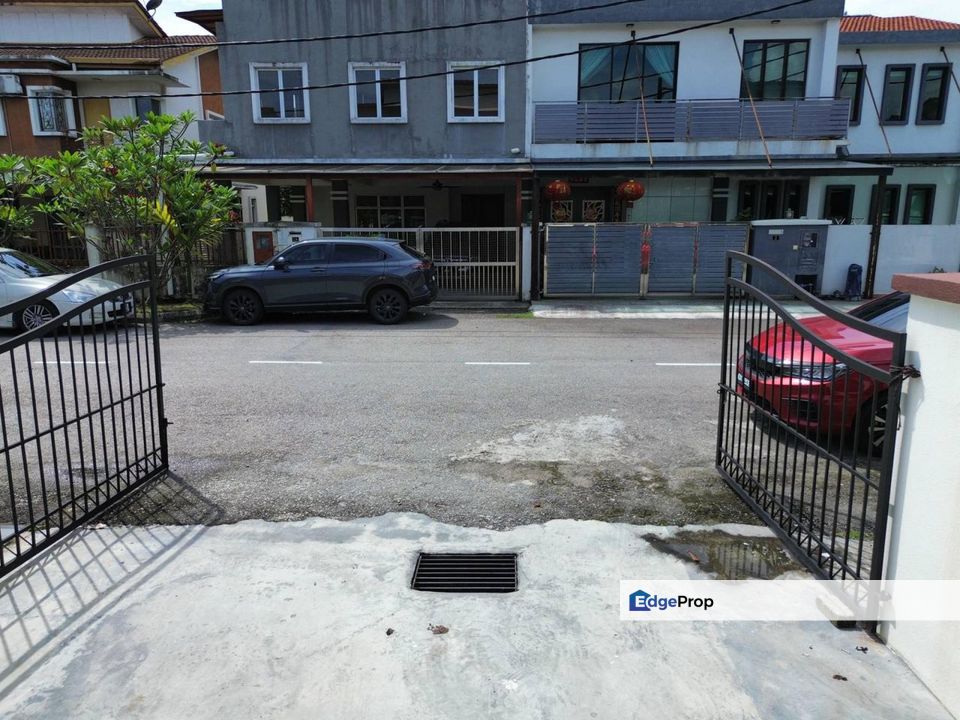 Renovated Semi D Taman Kipark Puchong, Selangor, Puchong South