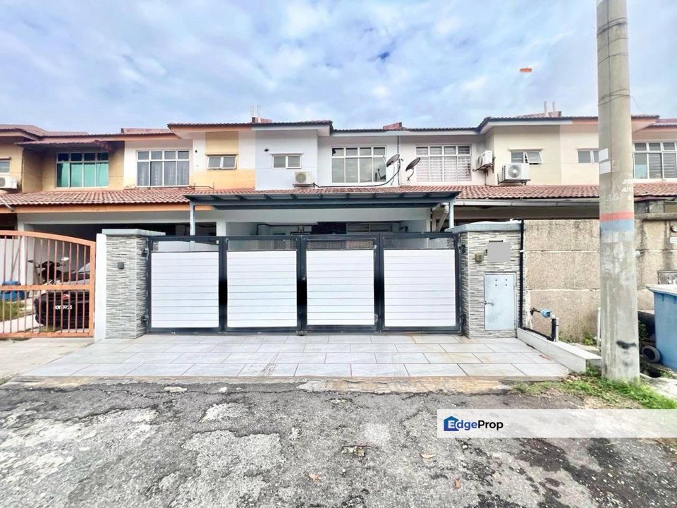 Flexible Depo 2 Storey Renovated Unit SP4 Bandar Saujana Putra , Selangor, Kuala Langat