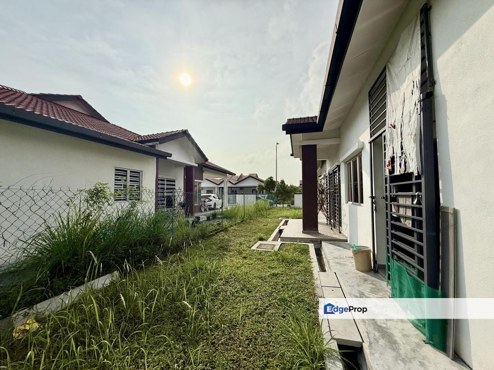 Single Storey SEMI-Detached, Taman Mawar 2, Seksyen 29 Kg Lombong Shah Alam, Selangor, Shah Alam