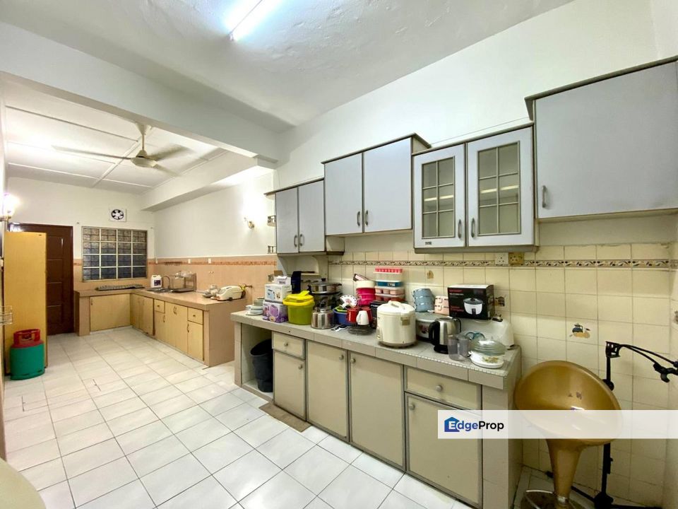 Renovated & Extended Double Storey Terrace Impian Jaya Saujana Impian Kajang, Selangor, Kajang