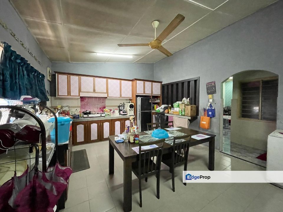 EXTENDED SINGLE STOREY TERRACE , TAMAN MAWAR , KG SG LANG , BANTING, Selangor, Banting