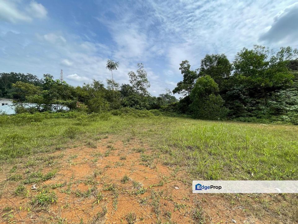 Lot banglo Kg Ayer Hitam , Sg Merab Luar Border Putrajaya, Selangor, Kajang