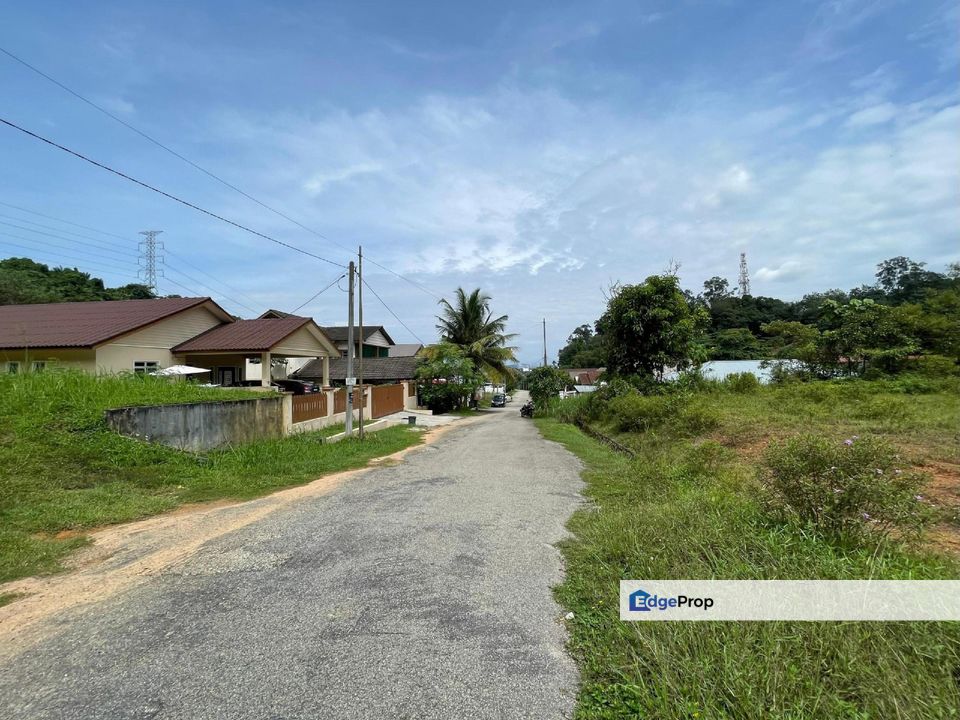 Lot banglo Kg Ayer Hitam , Sg Merab Luar Border Putrajaya, Selangor, Kajang