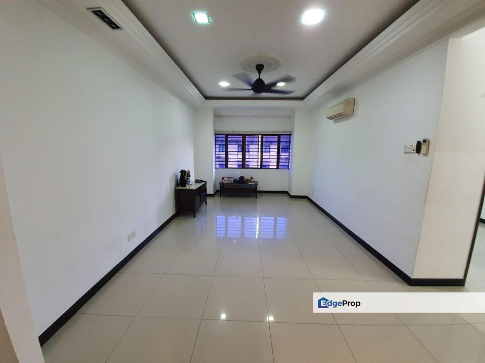 Resort Style Desa Idaman Residence Puchong Prima , Selangor, Puchong