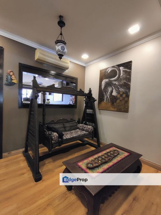 USJ 16 Beautiful Renovated Double Storey (Gated Guarded,Open facing), Selangor, USJ