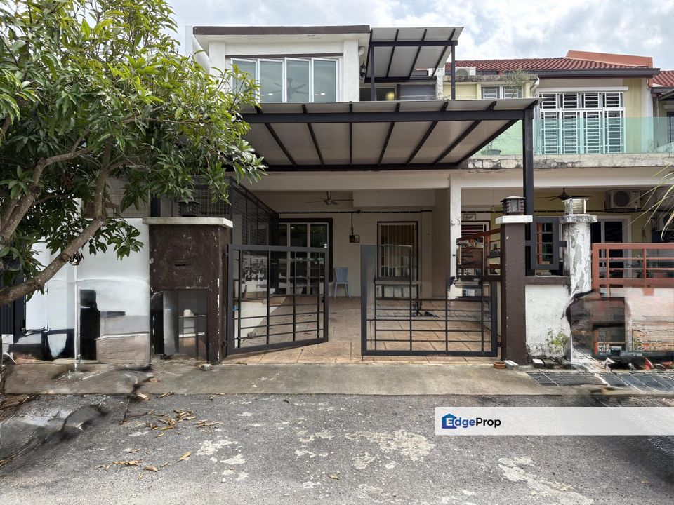 Well Maintained Double Storey Terrace Taman Pelangi Semenyih 2 (Oakberr), Selangor, Semenyih