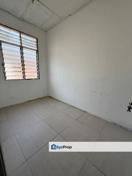 Individual Title Ready @ Taman Lestari Putra LEP 3 , Selangor, Seri Kembangan