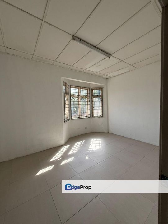 Individual Title Ready @ Taman Lestari Putra LEP 3 , Selangor, Seri Kembangan