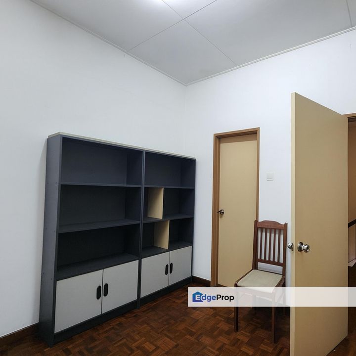 Facing Open Booking RM1000 Teres 2 Tingkat Anggerik Aranda, Kota Kemuning, Selangor, Kota Kemuning