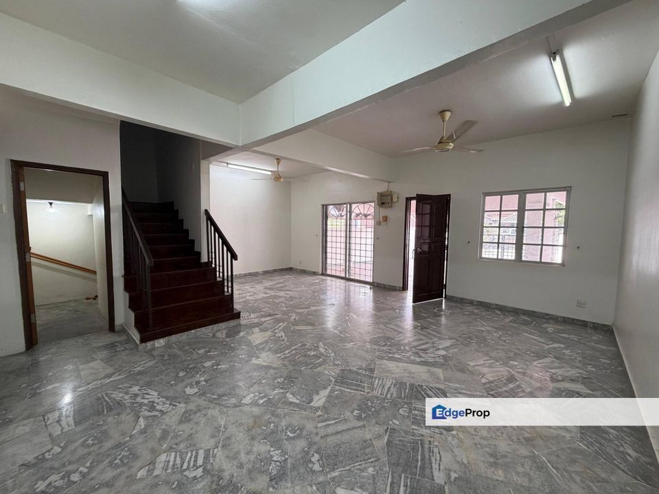 XTEND KITCHEN 2 STOREY TERRACE TAMAN IMPIAN GEMILANG SAUJANA IMPIAN KAJANG, Selangor, Kajang