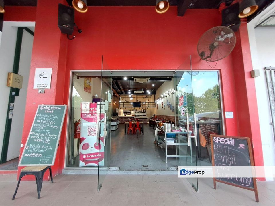 Ready Long Term Tenant 3 Storey Shop Lot FACING MAIN ROAD @ TTDI Grove, Kajang , Selangor, Kajang