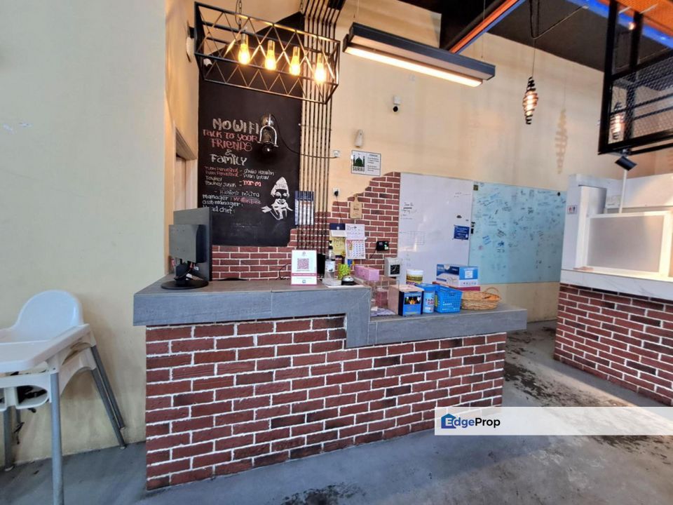 Ready Long Term Tenant 3 Storey Shop Lot FACING MAIN ROAD @ TTDI Grove, Kajang , Selangor, Kajang