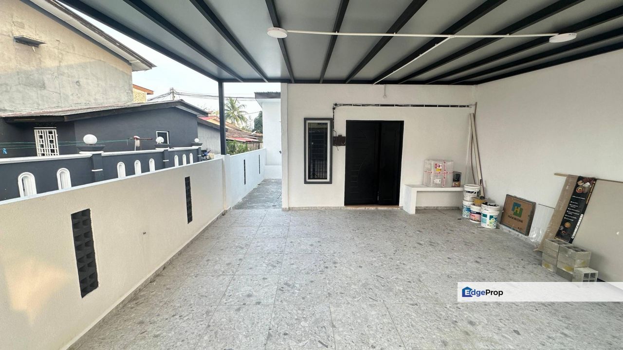 Newly Refurbished Renovated Double Storey Terrace House Sri Tanjung Semenyih, Selangor, Semenyih