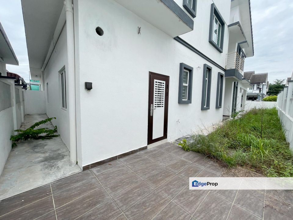 Double Storey Semi D , Low Density, Hillview Residence Bandar Teknologi Kajang , Selangor, Semenyih