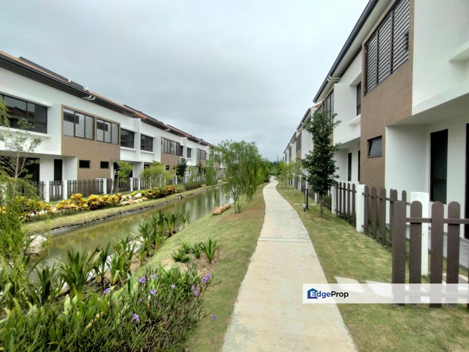 Nice Renovated 2 Storey Taman setia Warisan Tropika (Belladonna) Sepang , Selangor, Sepang