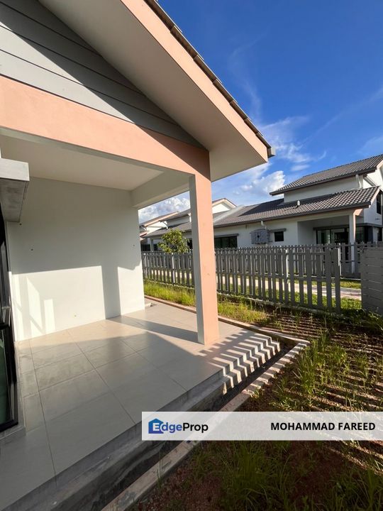 Nusa Cinta Setia Fontaines Single Storey Semi-D For Sale, Penang, Kepala Batas