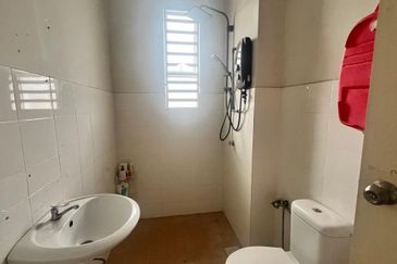 Taman Sungai Dua Utama