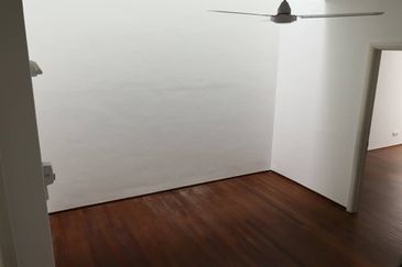 Raffles Residence 199