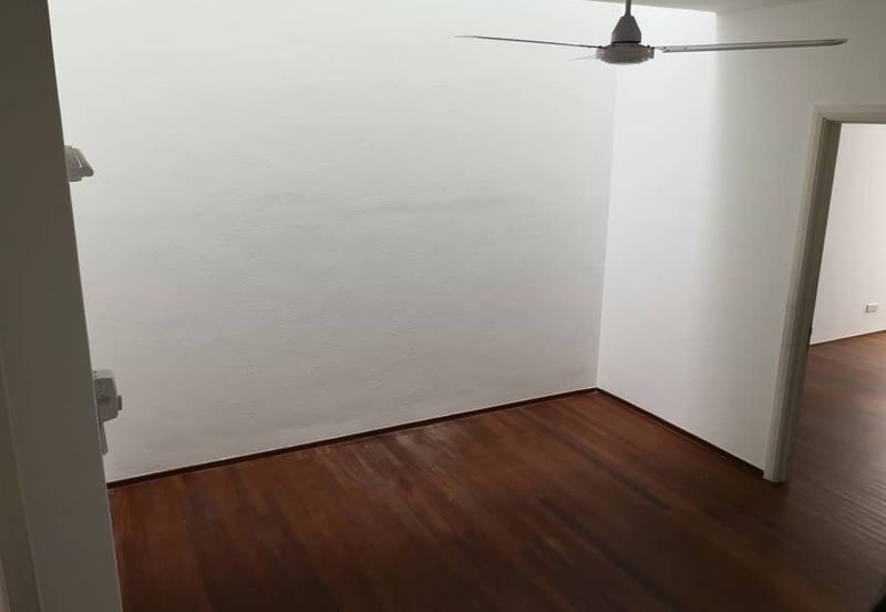 Raffles Residence 199