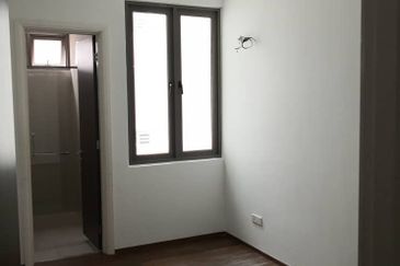 Raffles Residence 199