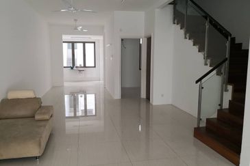 Raffles Residence 199