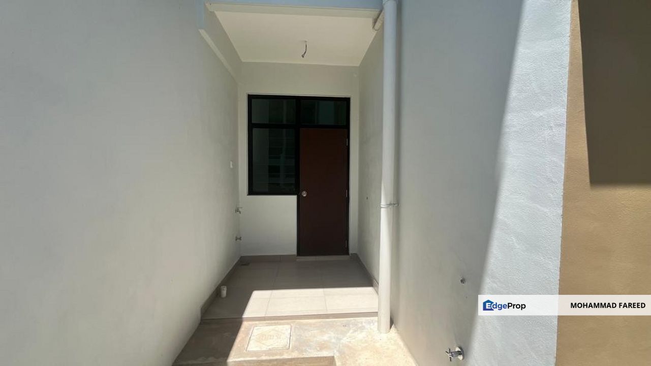 Nusa Cinta Setia Fontaines Double Storey Link Semi-D For Sale, Penang, Kepala Batas