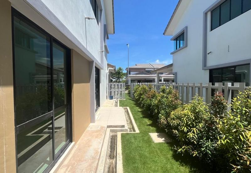 Nusa Cinta@Setia Fontaines