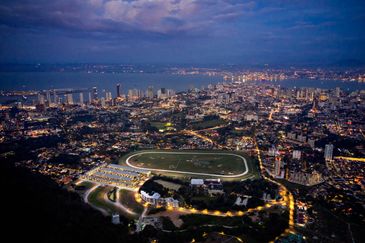 Jesselton Courtyard At Jesselton Selatan