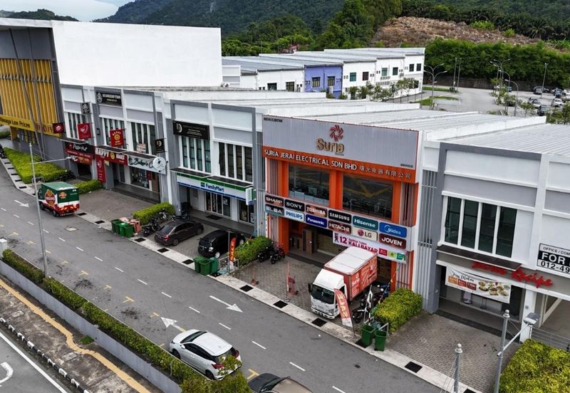 Botanica.CT Balik Pulau Drive-Thru Retail Building For Rent