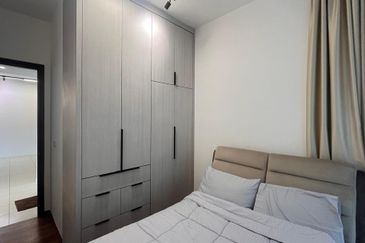 Queens Residences Q2