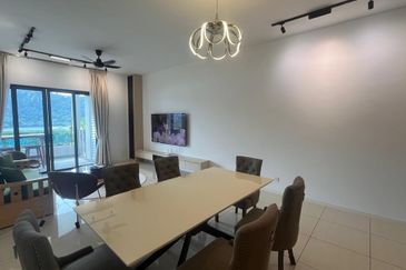 Queens Residences Q2