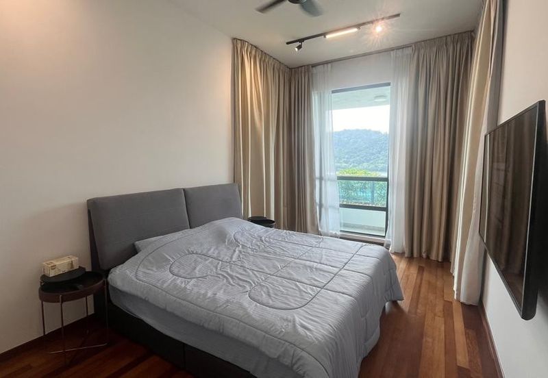 Queens Residences Q2