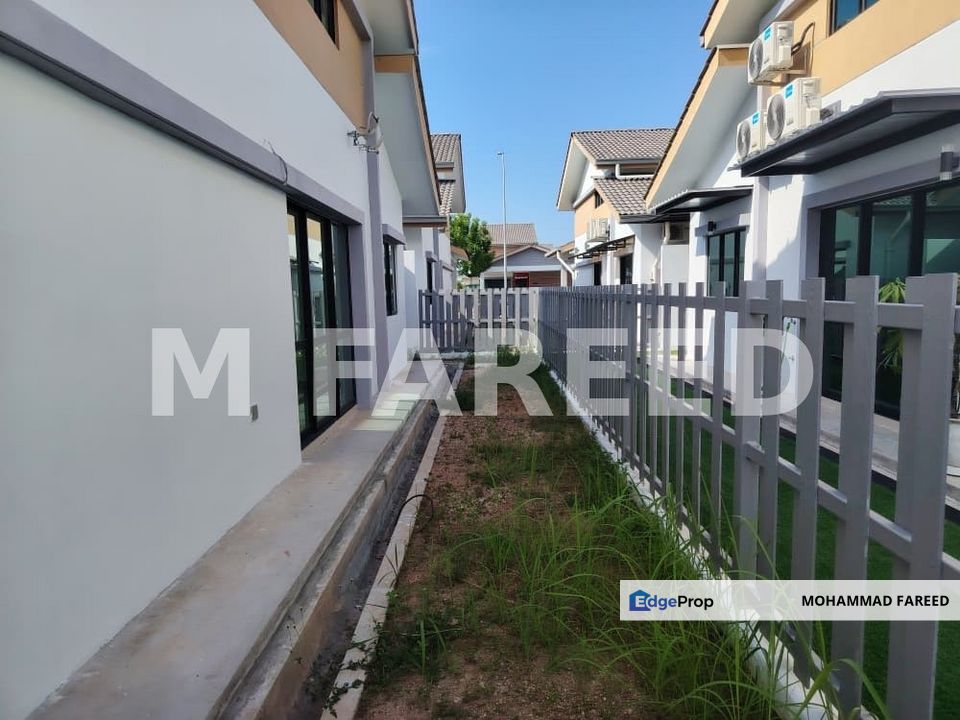 Nusa Cinta Setia Fontaines Single Storey Link Semi-D For Rent, Penang, Kepala Batas