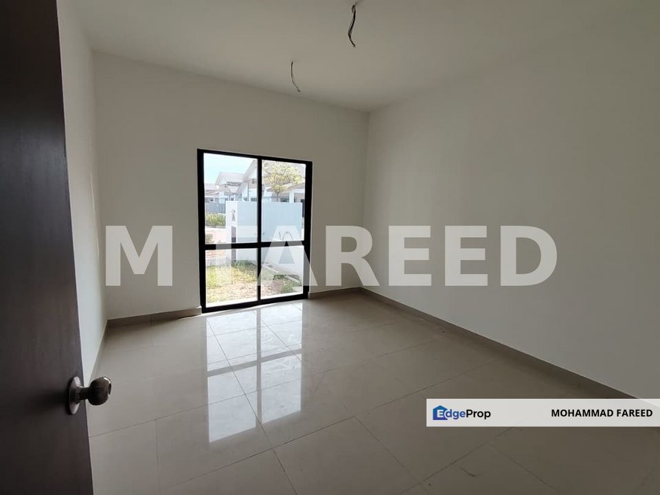 Nusa Cinta Setia Fontaines Single Storey Link Semi-D For Rent, Penang, Kepala Batas