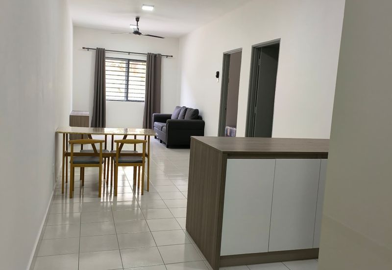 Bandar Sungai Long,Cheras Apartment for rent, nearby UTAR College, fully furnished, 3 bedroms , RM1200 only 