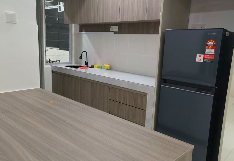 Bandar Sungai Long,Cheras Apartment for rent, nearby UTAR College, fully furnished, 3 bedroms , RM1200 only 