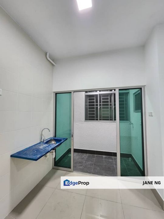 4% Downpayment,Cash Back RM40K,BELOW BANK VALUE,Salak Selatan,KL FREEHOLD Condo For Sales, Kuala Lumpur, Salak Selatan