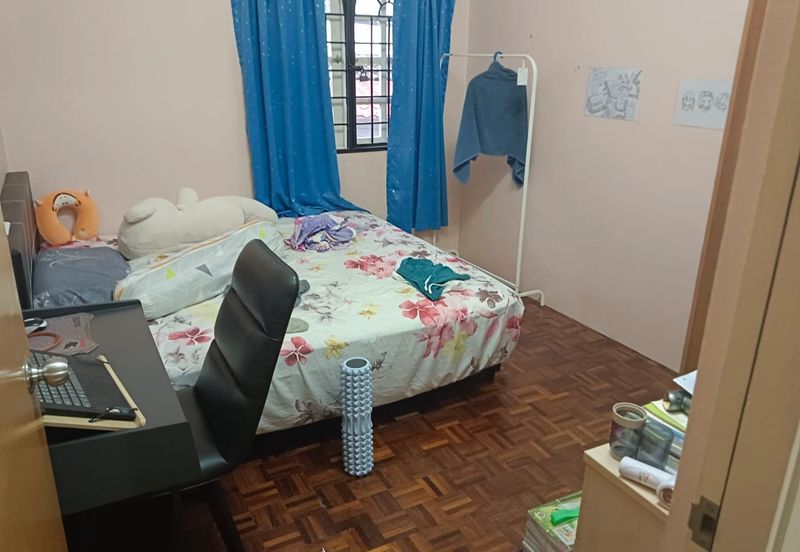 SL 6, Bandar Sungai Long