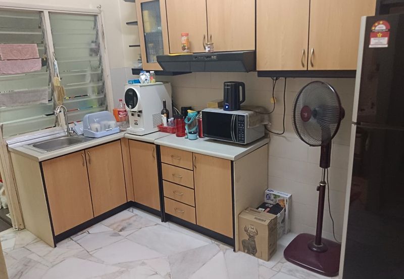 SL 6, Bandar Sungai Long