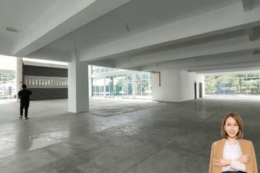 Taman Mount Austin Commercial