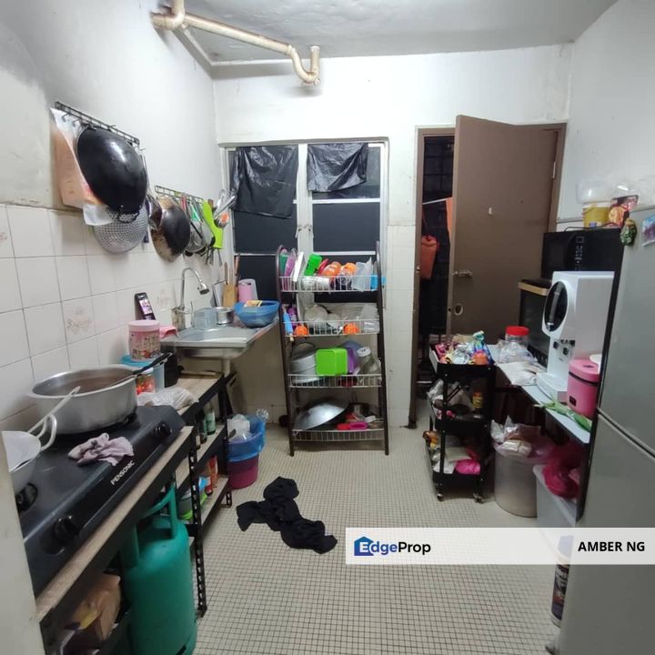 Genting Court Condo Middle Floor 3rooms Facing Swimming pool, Setapak Kuala Lumpur ROI 5.0 for sale, Kuala Lumpur, Setapak