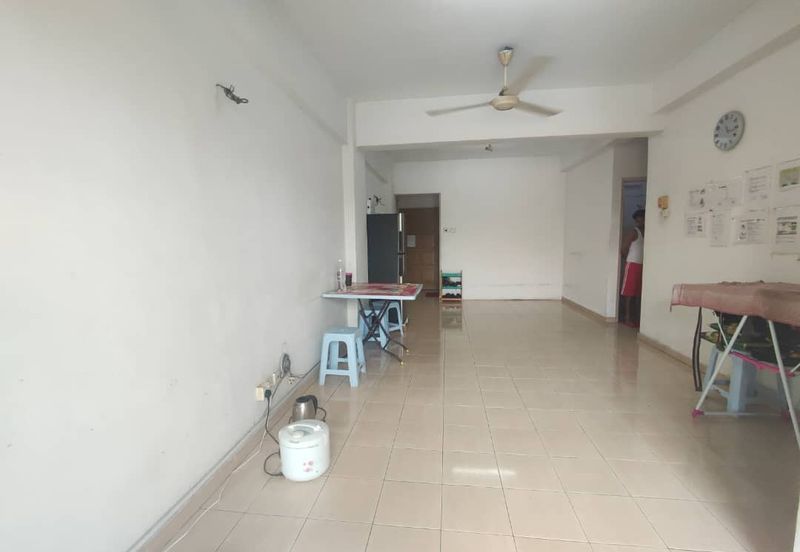 Teratai Mewah Condominium