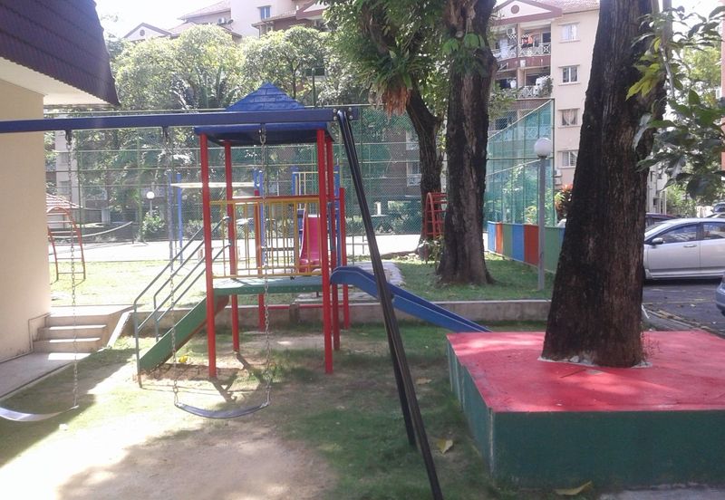 Teratai Mewah Condominium