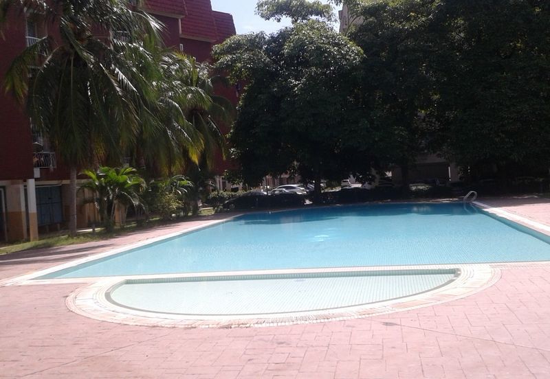 Teratai Mewah Condominium