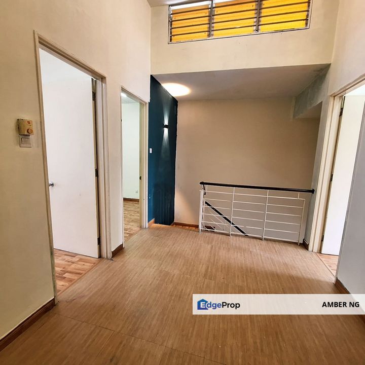 2 storey house @ Taman Sierra Ukay, Ampang 4r 3b 2c Refurnished & Newly Painted for rent, Selangor, Ampang