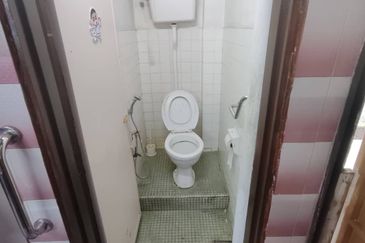 Taman Forlong (Taman P. Ramlee)