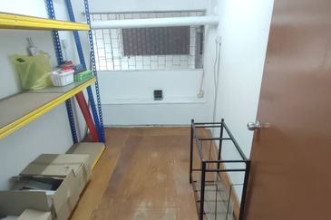 Taman Forlong (Taman P. Ramlee)